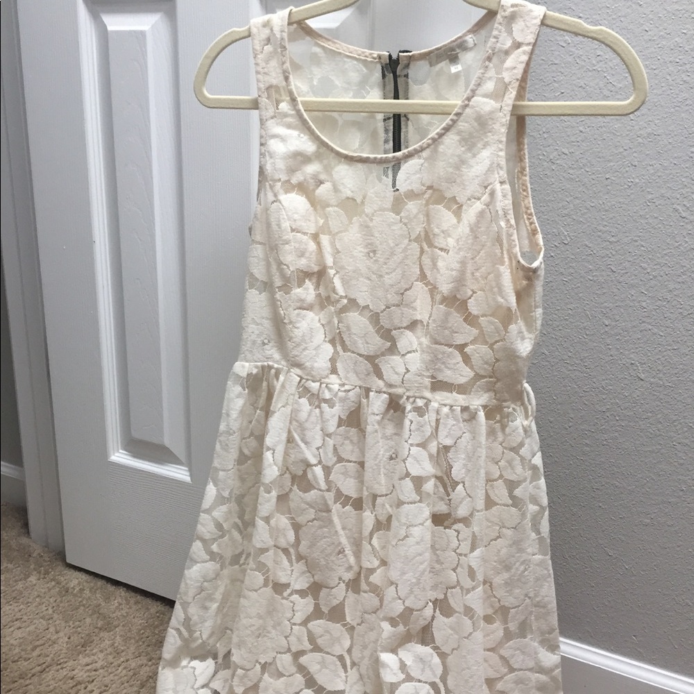 White/ cream floral dress